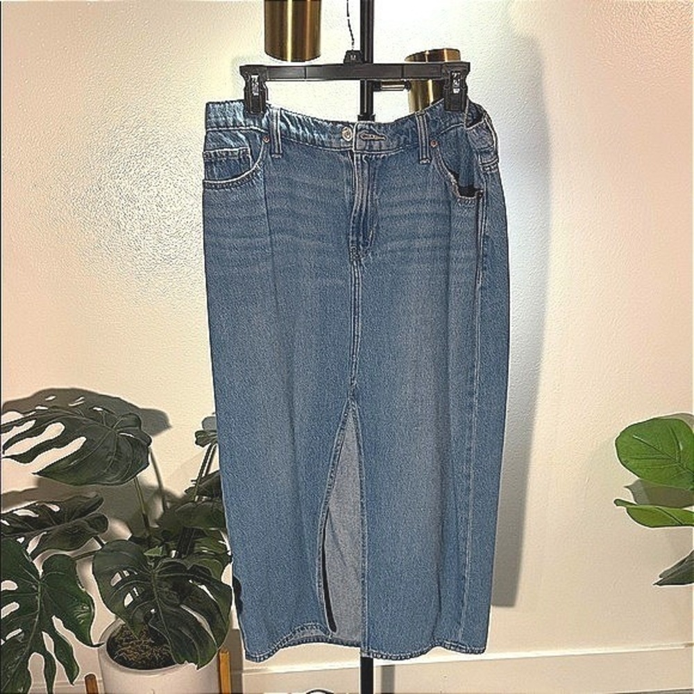 Old Navy midi Denim‎ Skirt Front Slit 10 Perfect medium wash blue perfect fit